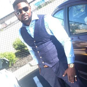 Meet your Posher, Martinez